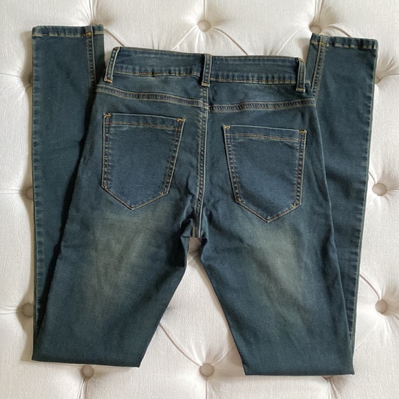 Mystree Skinny Jean - Stretchy ✨ - Picture 3 of 5